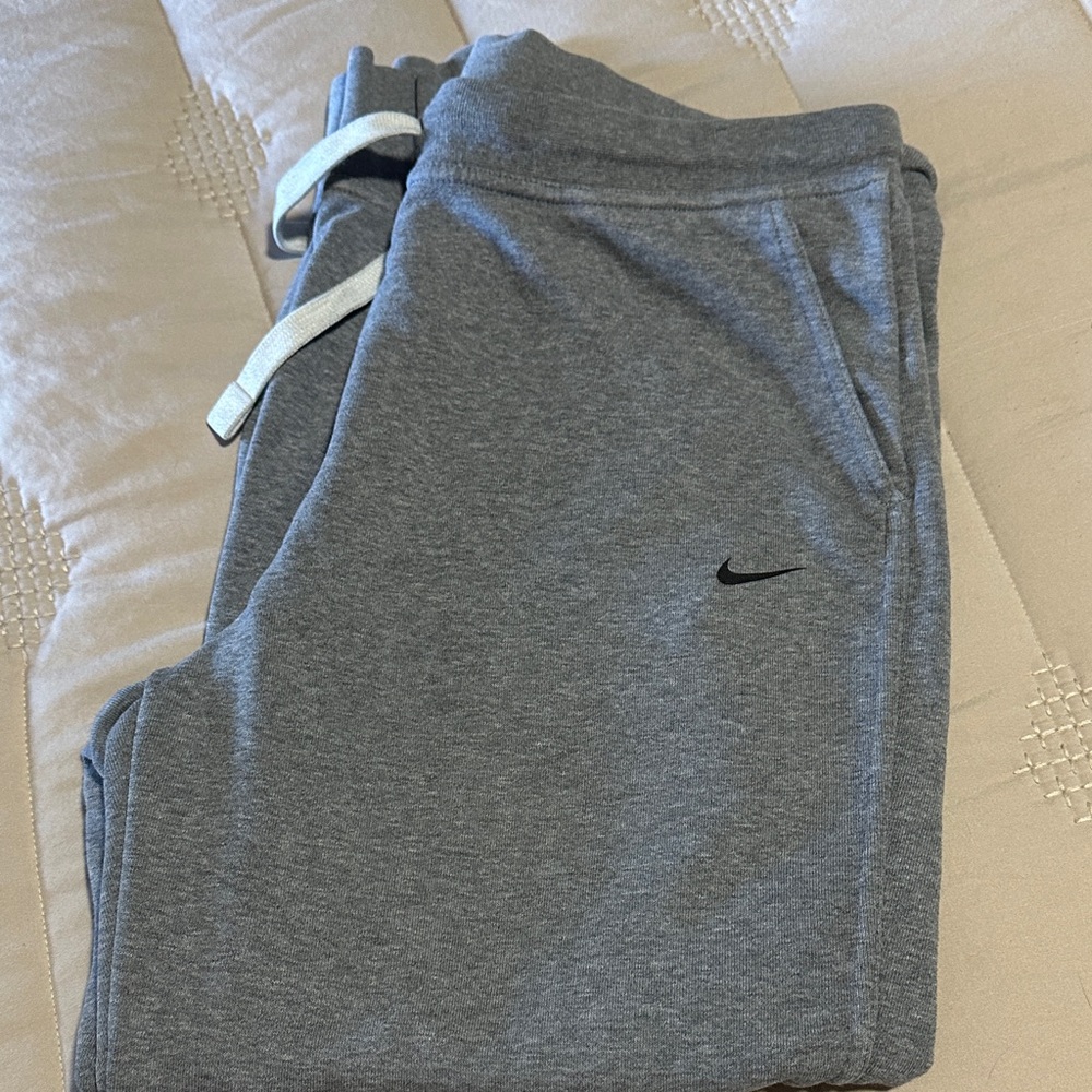 Nike ladies Gray Sweatpants with Black Logo